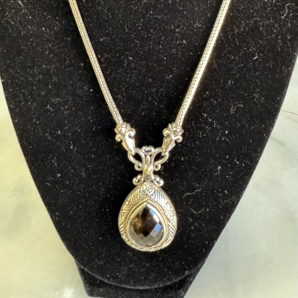18 inch SS and 18k gold with Smokey topaz necklace -41 grams - Picture 7 of 7